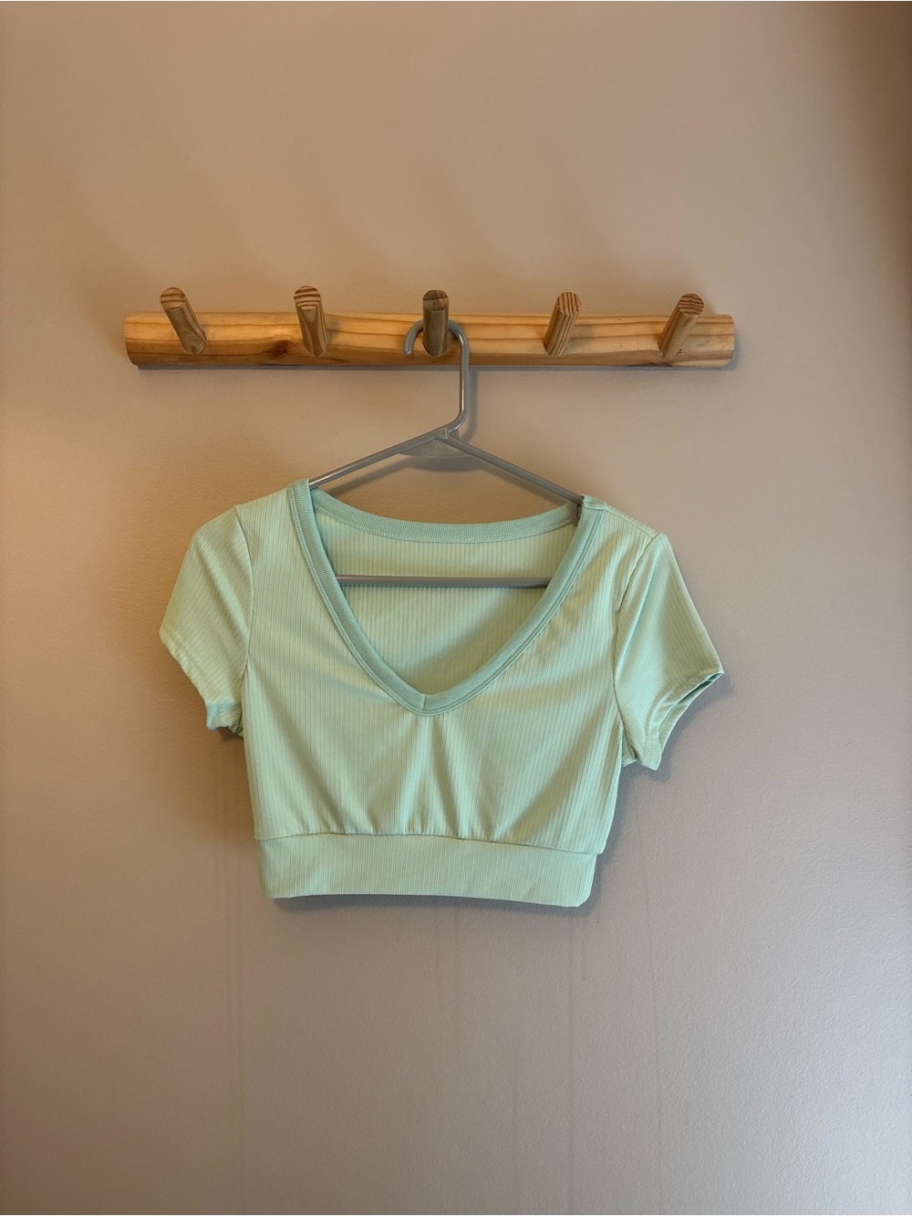 Women’s Cropped Light Green Top